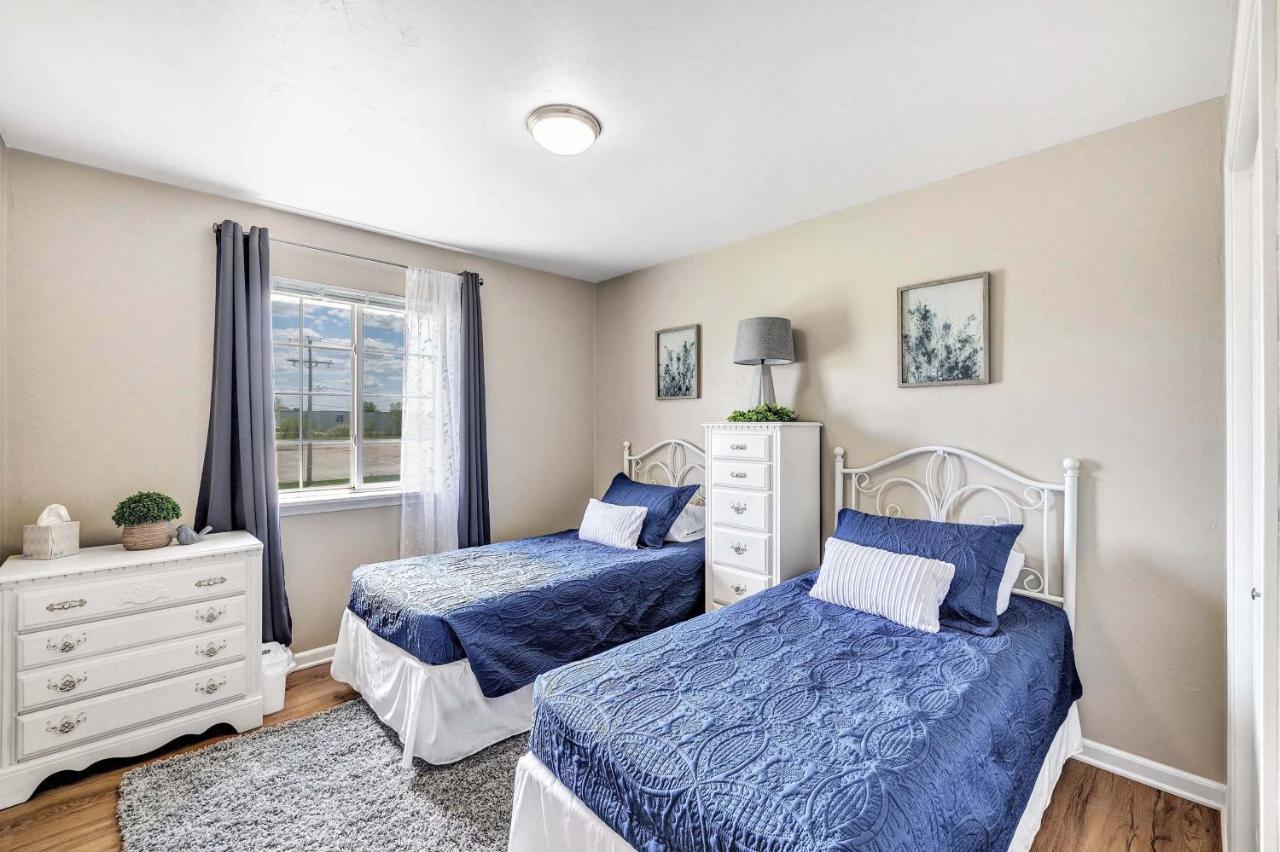 Serene 3 Bedroom Home, Nrm, Wi-Fi, Parking, Queen Bed De Pere Eksteriør billede